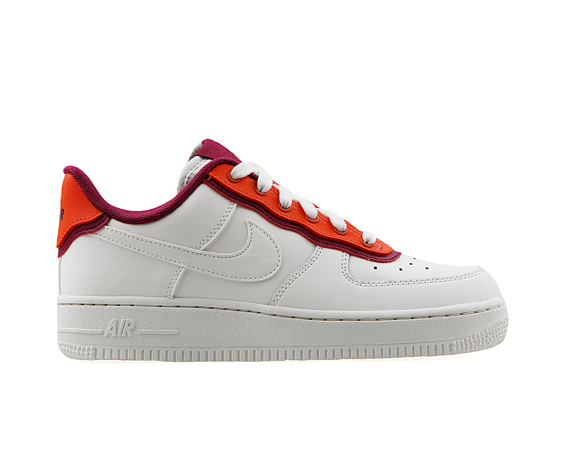 Nike Sportswear Kadın Wmns Air Force 1 '07 Se Beyaz AA0287-104