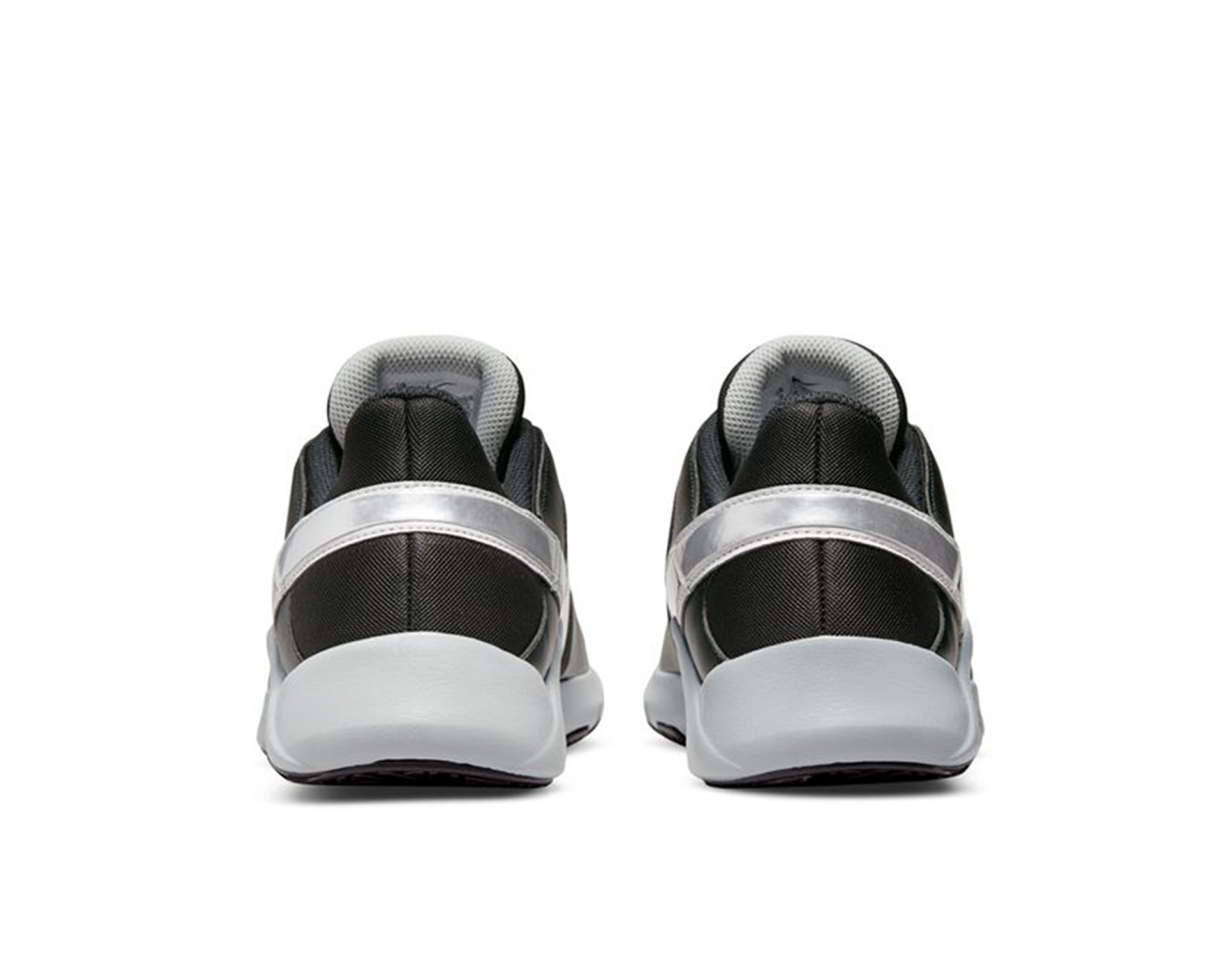 Nike Erkek Legend Essential 2 Siyah CQ9356-008