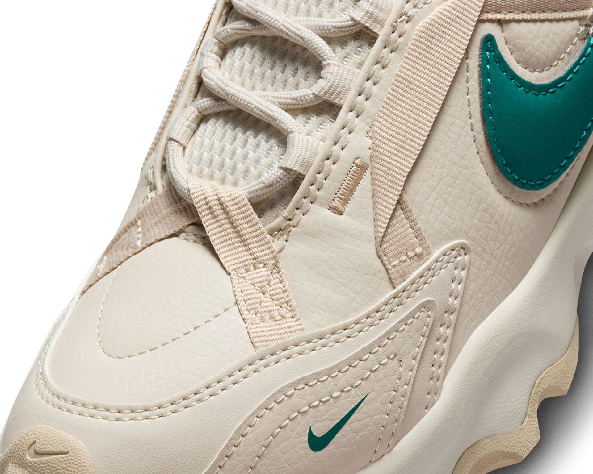 Nike Kadın Tc 7900 Krem DD9682-110