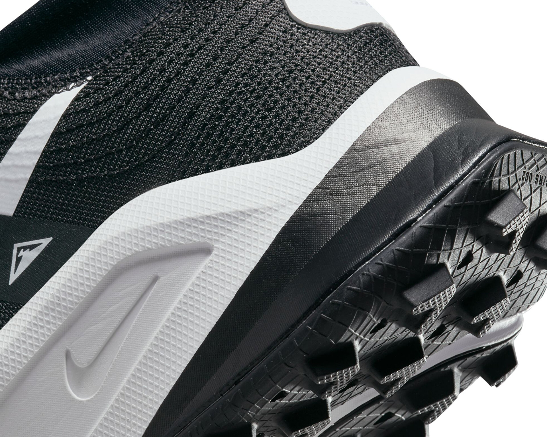 Nike Erkek Zoomx Zegama Trail Siyah DH0623-001