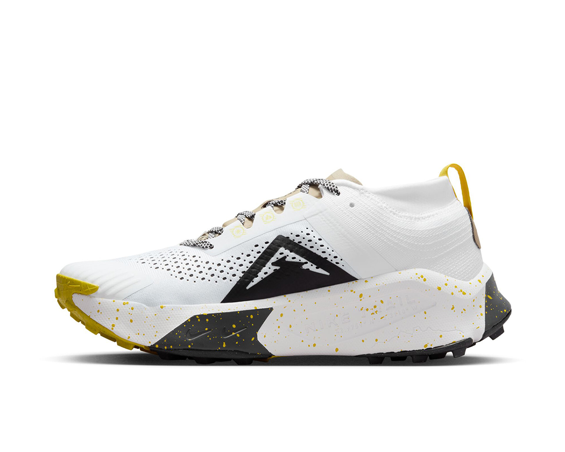 Nike Erkek Zoomx Zegama Trail Beyaz DH0623-100