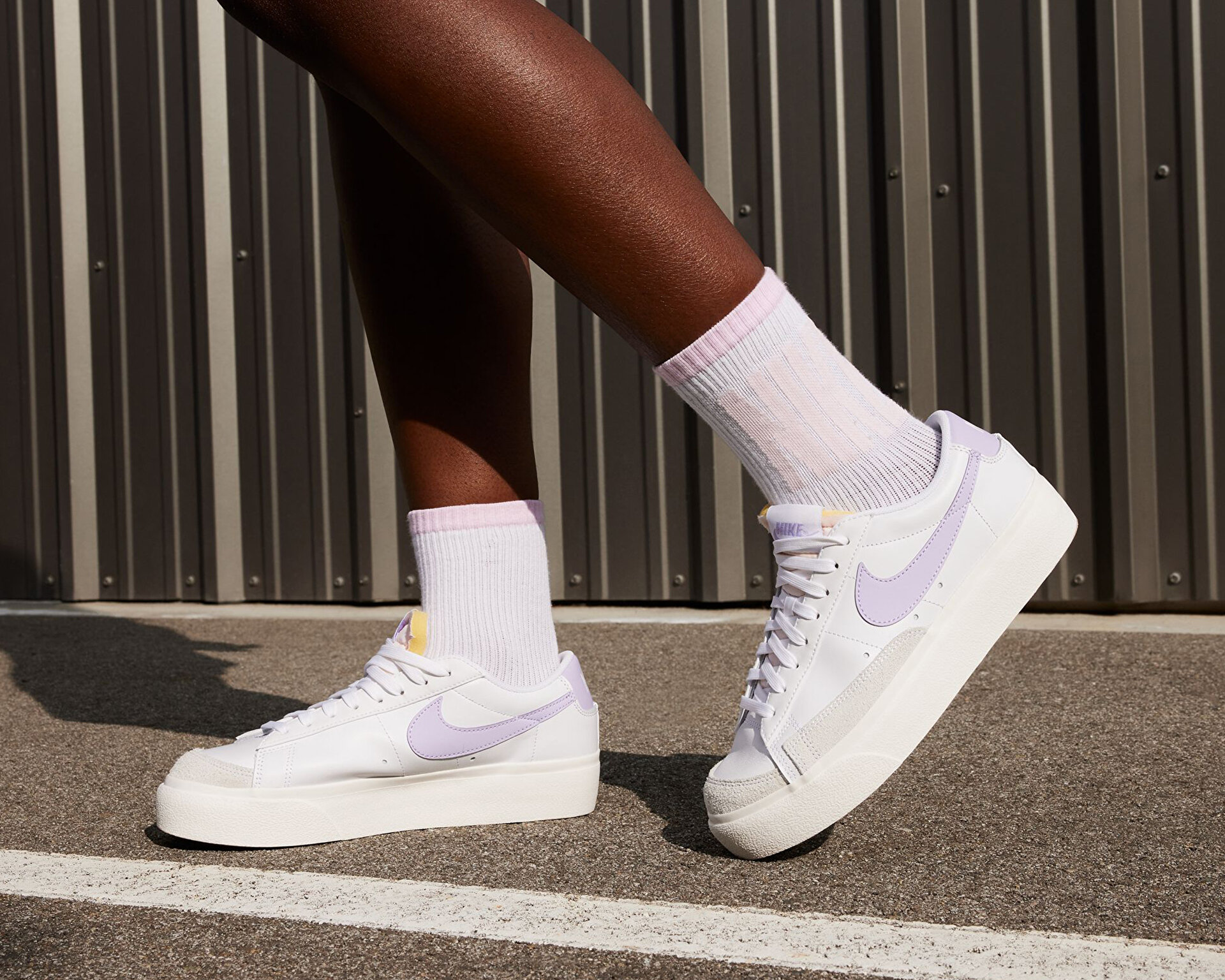 women's nike blazer low platform casual shoes