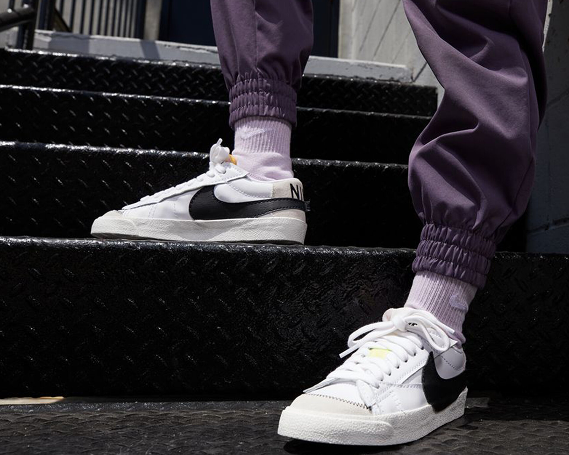 W Blazer Low '77 Jumbo Kadın Nike Beyaz Kadın Günlük Ayakkabı