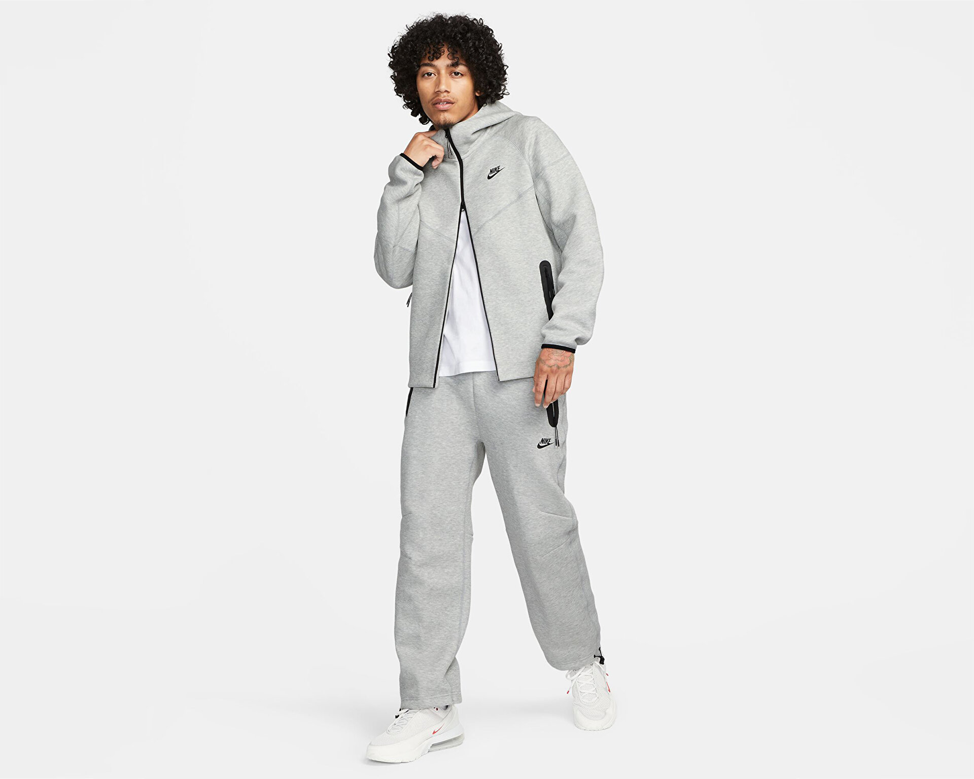 Nike Erkek Sportswear Tech Fleece Gri FB8012-063