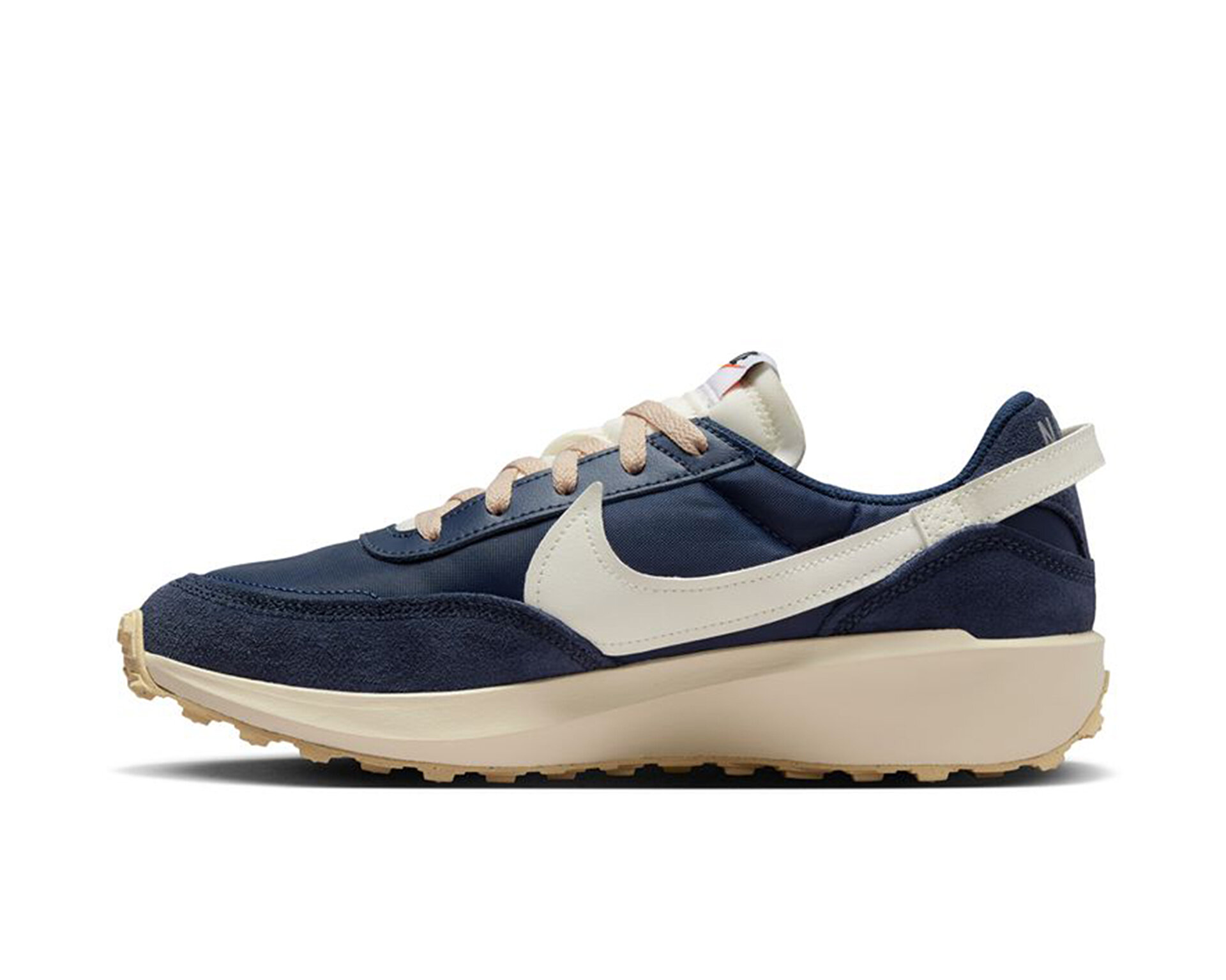 nike men's waffle shoes