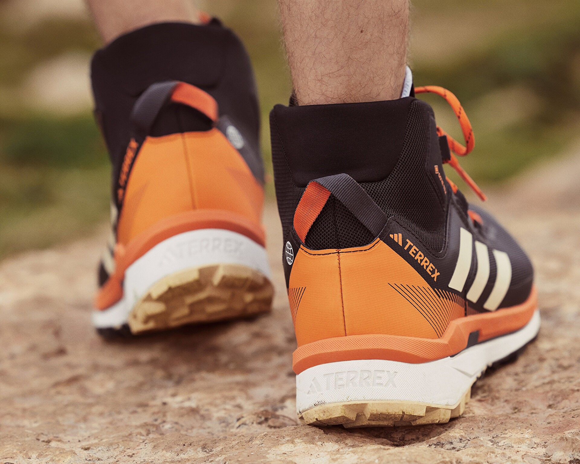 adidas Erkek Terrex Skychaser Tech Mid Gtx Siyah GV9034