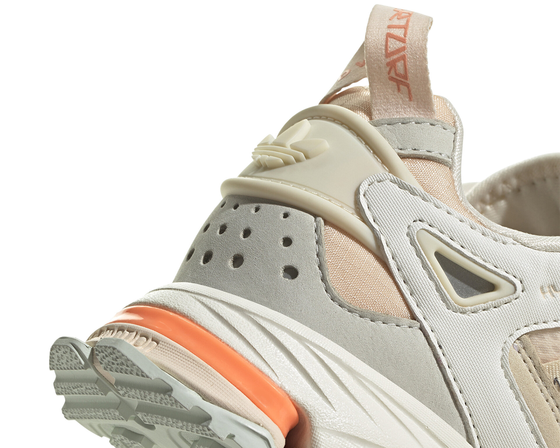 adidas Kadın Hyperturf Adventure W Krem GX4513