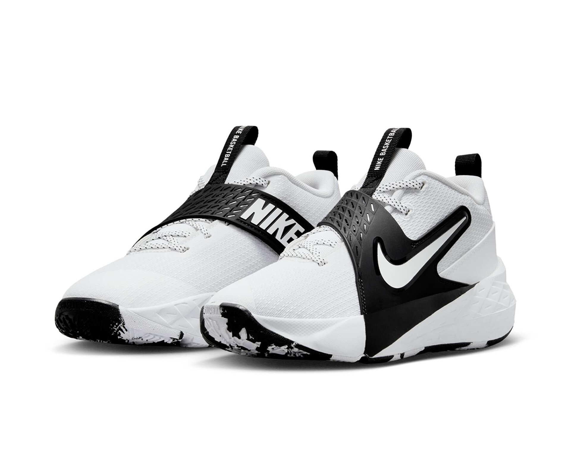 basketball team shoes nike