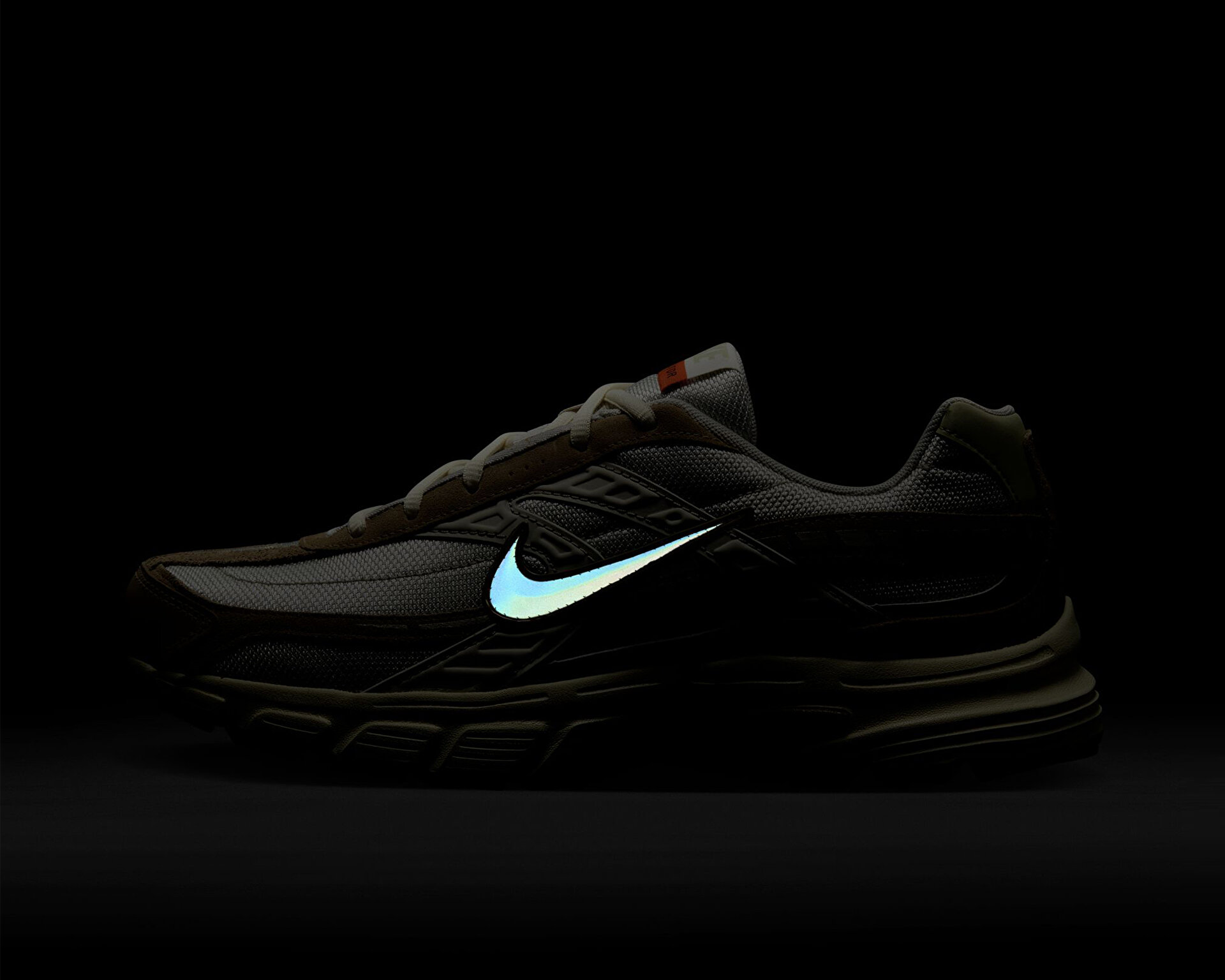 Nike Unisex Initiator Krem HJ7683-072