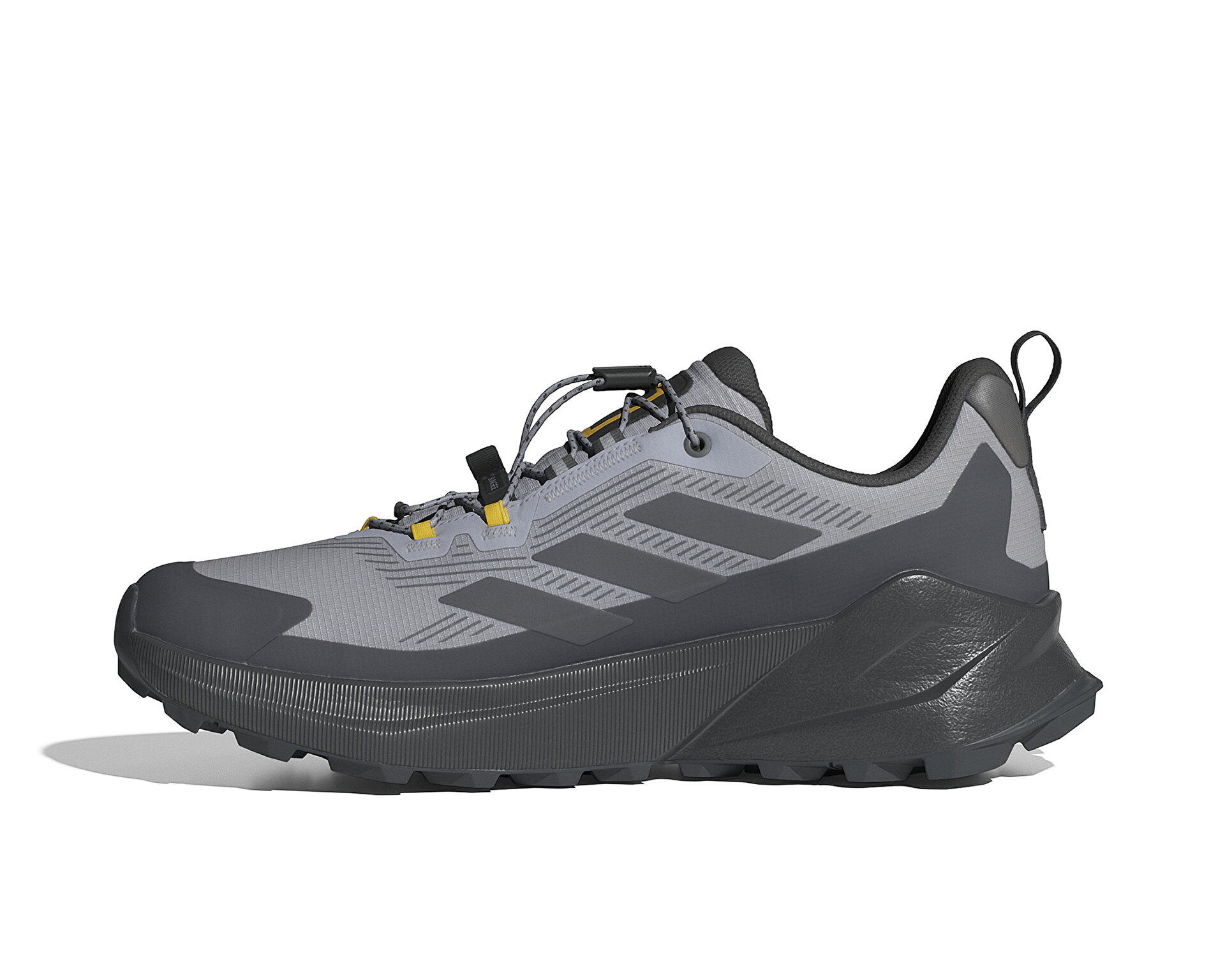 adidas terrex vs nike