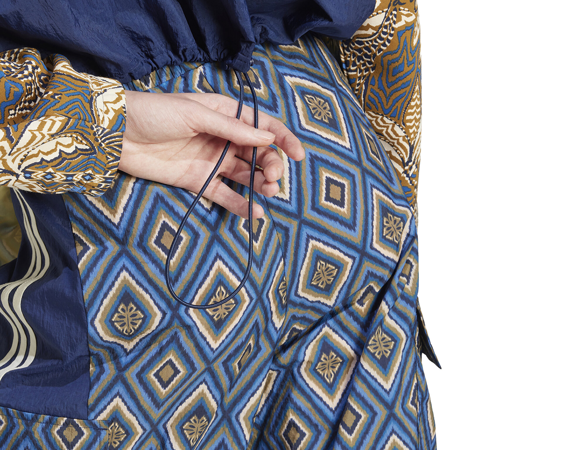 adidas Kadın Farm Track Top Çok Renkli IV9748