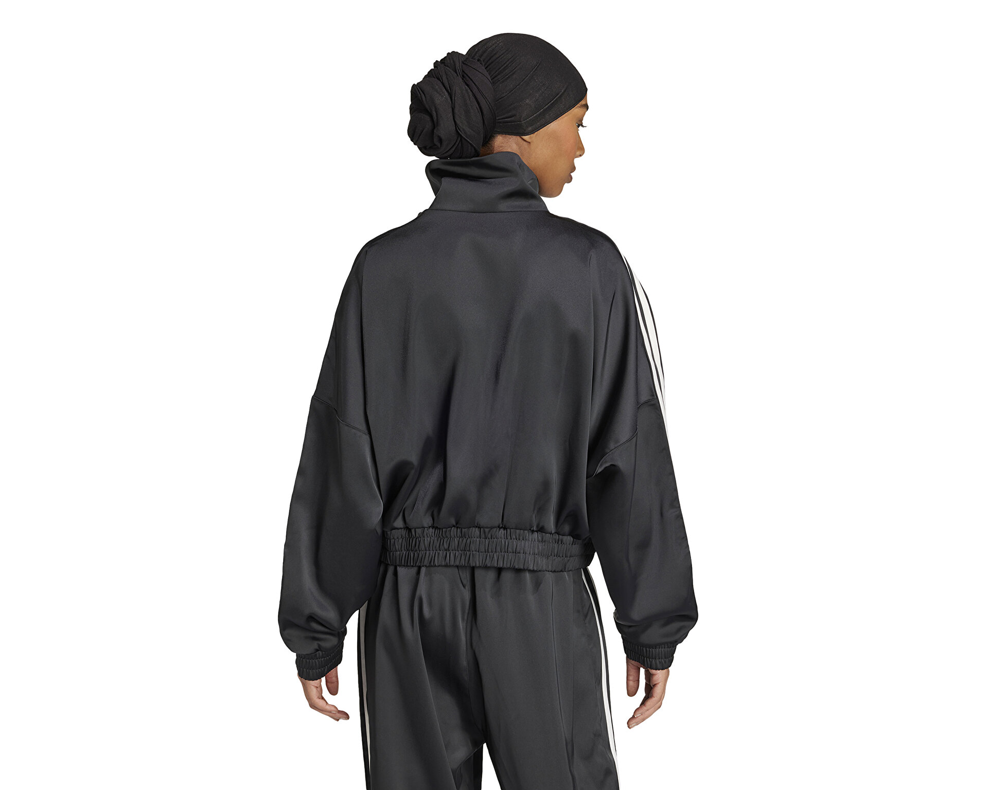 adidas Kadın Pıpıng Tracktop Siyah IW5678