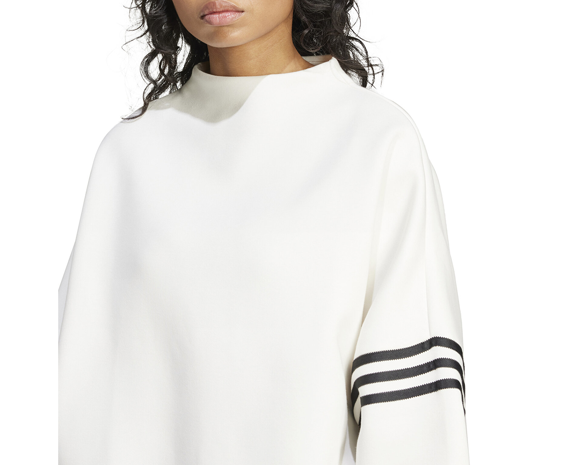 adidas Kadın Neucl Ovs Sweat Beyaz IX9873