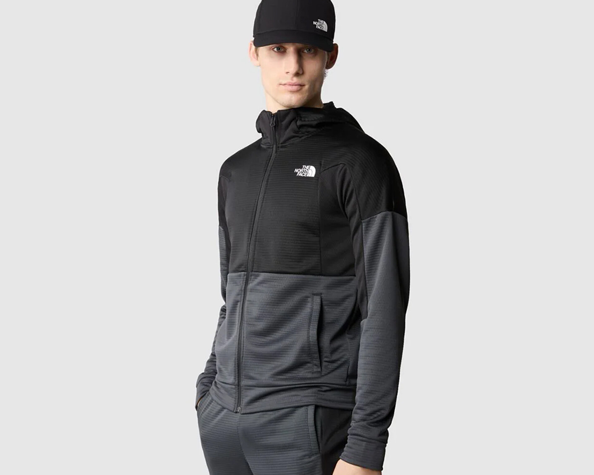 The North Face Erkek M Ma Full Zip Fleece Siyah NF0A857EMN81