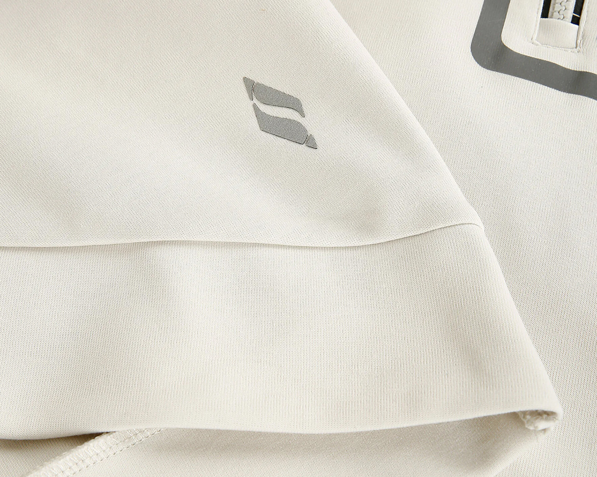 Skechers Kadın W 2Xi-Lock Hoodie Sweatshirt Krem S231138-035