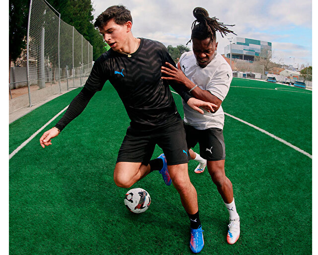 Puma Beyaz Puma Future 8 Futbol ayakkabısı Kramponlar ULTIMATE FG