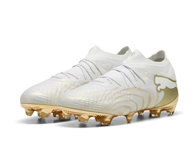 Puma Beyaz Puma Future 9 Futbol ayakkabısı Kramponlar ULTIMATE FG