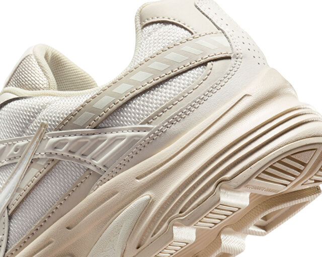 Nike Koşu Ayakkabısı WMNS INITIATOR - Görsel 9