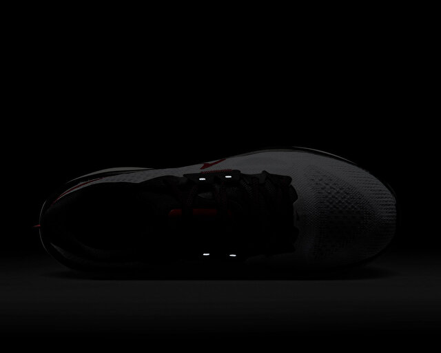 Nike Koşu Ayakkabısı Vomero 17 - Görsel 12