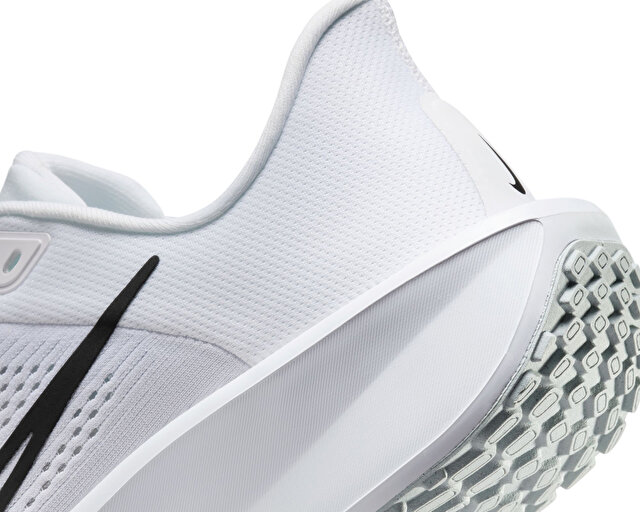 Nike Koşu Ayakkabısı Quest 6 - Görsel 9