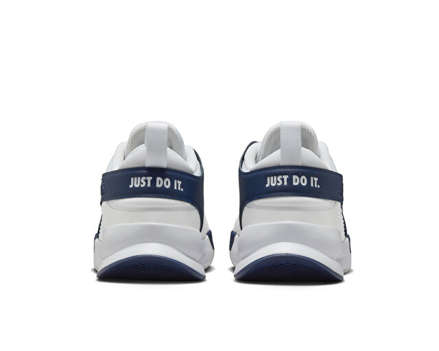 Nike Beyaz Nike Crosscourt Ayakkabı Antrenman ve Spor Salonu Ayakkabıları