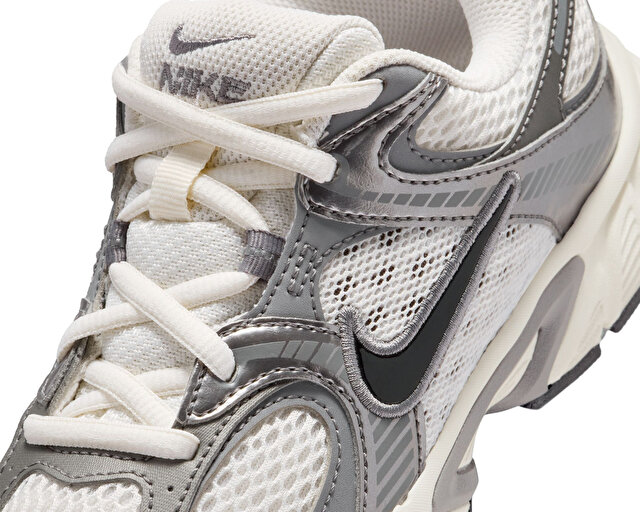 Nike Bej Nike V5 RNR (GS)