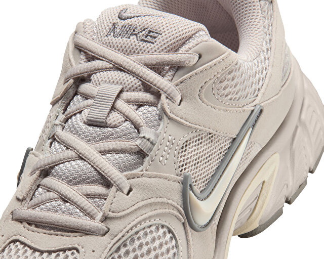 Nike Kahverengi Nike V5 RNR Ayakkabı