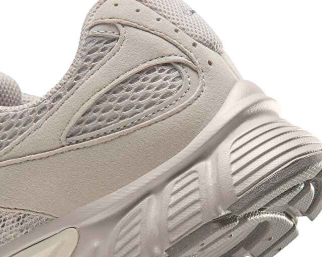 Nike Kahverengi Nike V5 RNR Ayakkabı